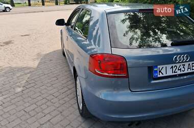 Хэтчбек Audi A3 2010 в 