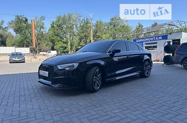 Седан Audi A3 2016 в Кривому Розі