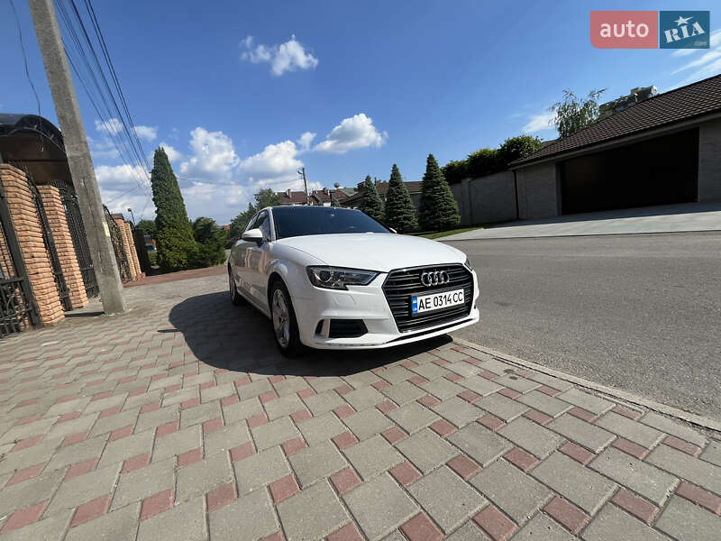 Седан Audi A3 2017 в Днепре фото 2 Седан Audi A3 2017 в Днепре