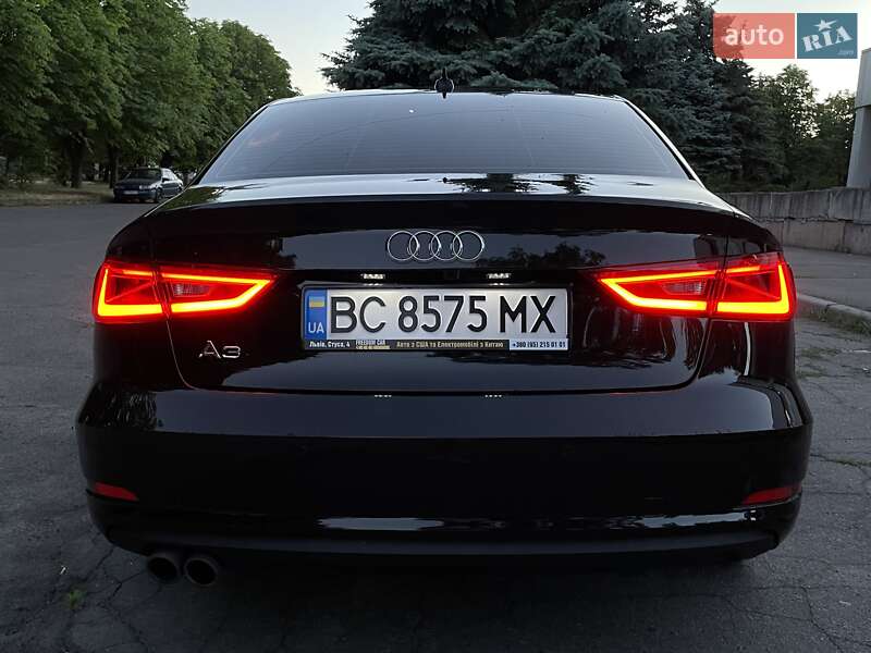 Седан Audi A3 2015 в Кривом Роге