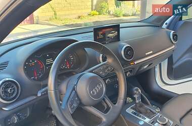Седан Audi A3 2020 в Запоріжжі