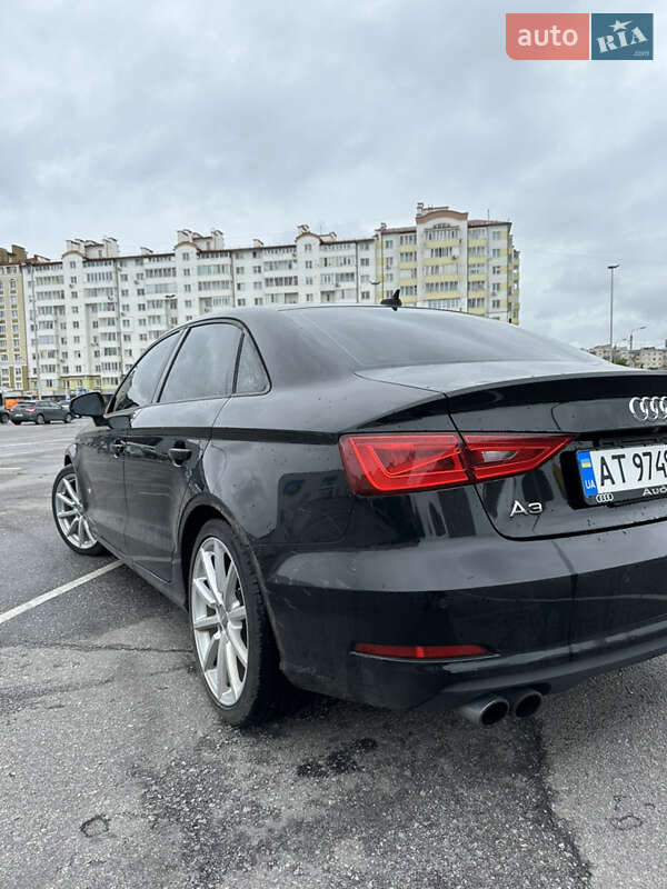 Седан Audi A3 2015 в Ивано-Франковске