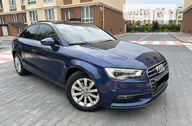 Седан Audi A3 2015 в Киеве