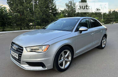 Седан Audi A3 2014 в Киеве