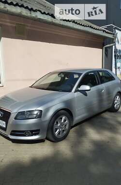 Хетчбек Audi A3 2011 в Чернівцях