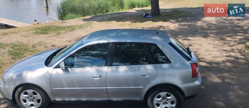 Хетчбек Audi A3 2001 в Добровеличківці