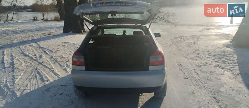 Хетчбек Audi A3 2001 в Добровеличківці
