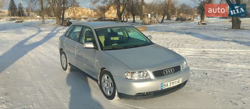 Хетчбек Audi A3 2001 в Добровеличківці