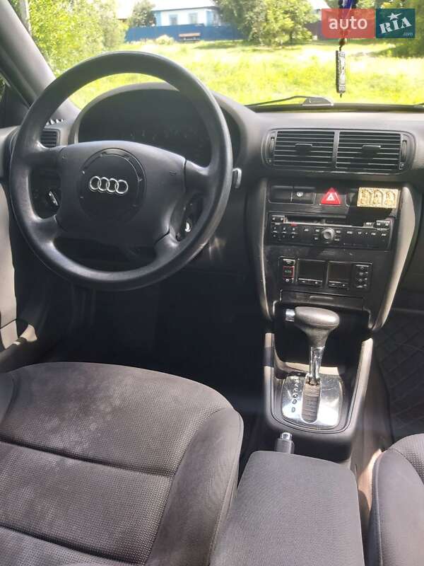 Хэтчбек Audi A3 1999 в Кременчуге
