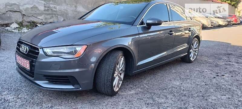 Седан Audi A3 2014 в Львове