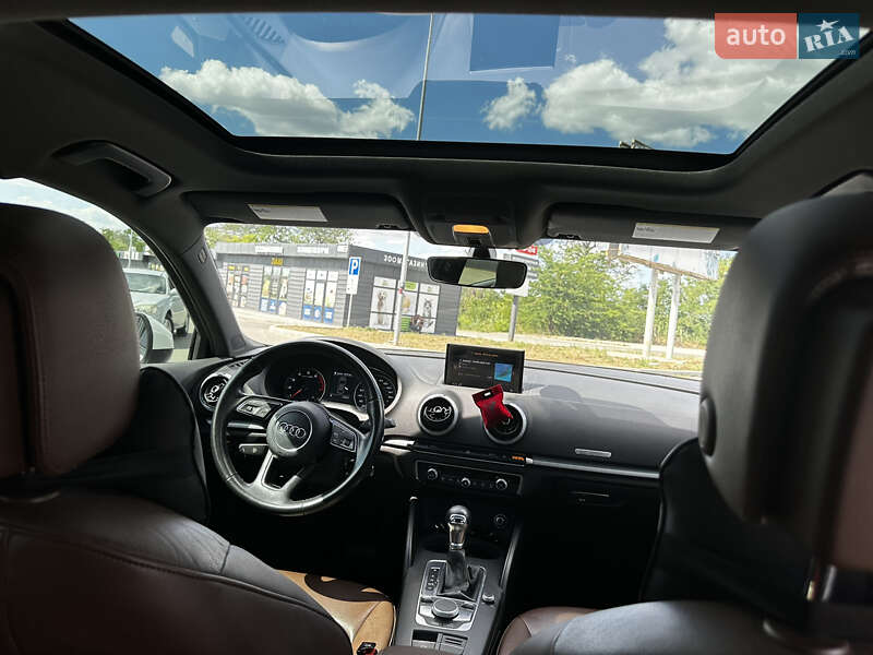 Седан Audi A3 2016 в Запорожье