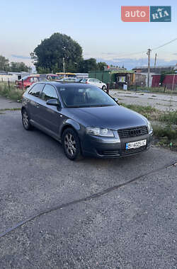 Хэтчбек Audi A3 2003 в 