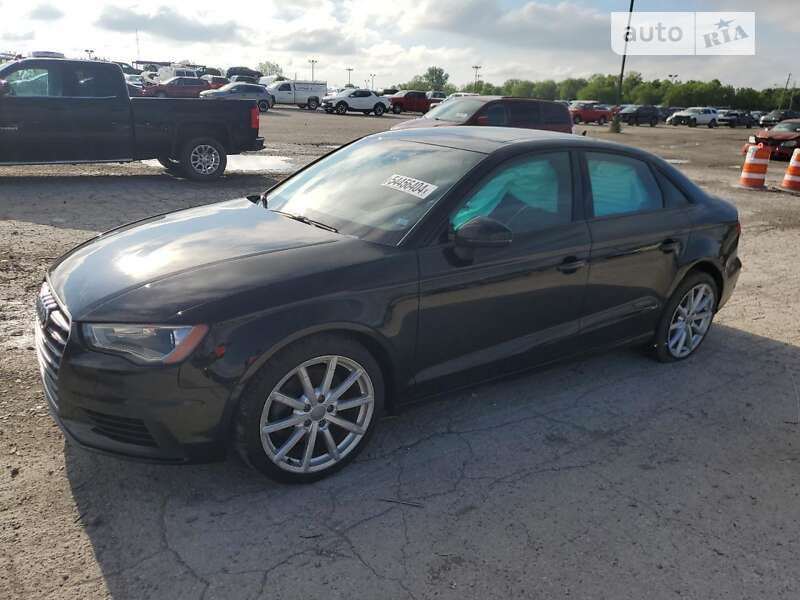 Седан Audi A3 2016 в 