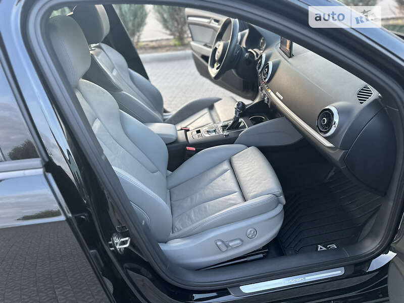 Хэтчбек Audi A3 2017 в Полтаве