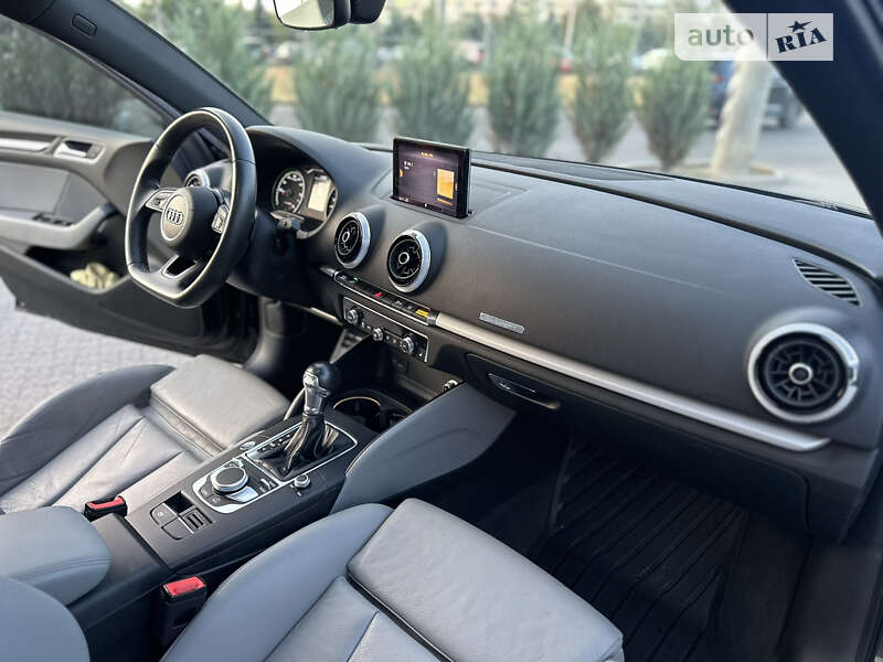 Хэтчбек Audi A3 2017 в Полтаве