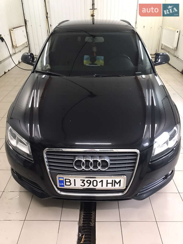 Хетчбек Audi A3 2010 в Карлівці фото 63 Хетчбек Audi A3 2010 в Карлівці
