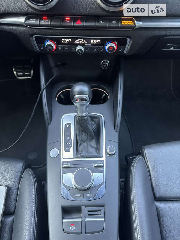 Седан Audi A3 2019 в Чорноморську