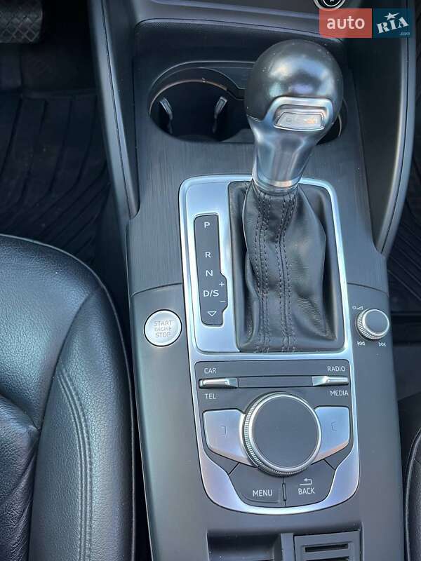 Хэтчбек Audi A3 2016 в Харькове
