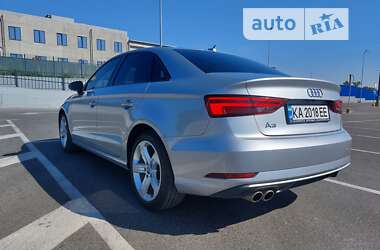 Седан Audi A3 2017 в Полтаві