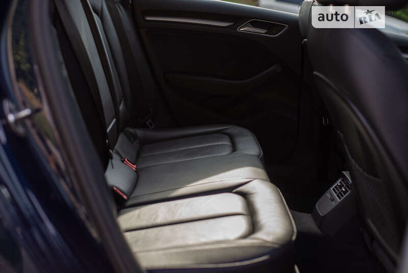 Хэтчбек Audi A3 2016 в Львове