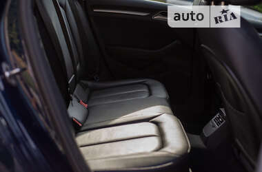 Хэтчбек Audi A3 2016 в 