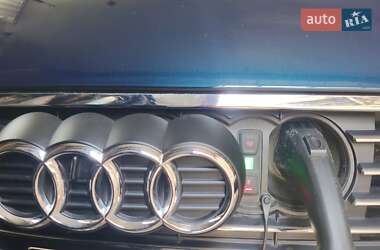 Хэтчбек Audi A3 2017 в 