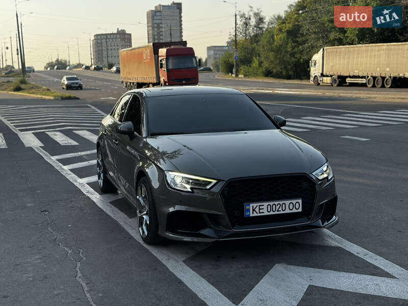 Седан Audi A3 2015 в Дніпрі