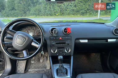 Хэтчбек Audi A3 2006 в 