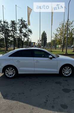 Седан Audi A3 2016 в Києві