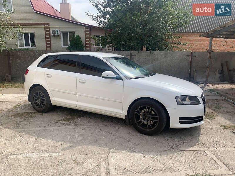 Хетчбек Audi A3 2012 в Києві