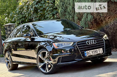 Седан Audi A3 2014 в Львові