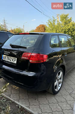 Хэтчбек Audi A3 2005 в 