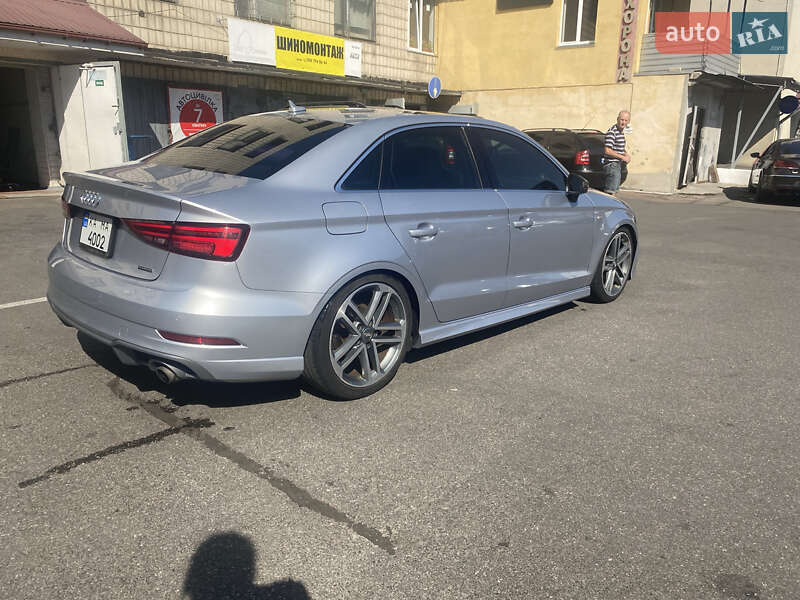 Седан Audi A3 2017 в Києві