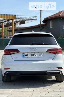 Хетчбек Audi A3 2016 в Києві