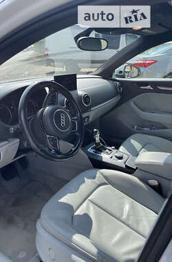 Седан Audi A3 2014 в Виноградове