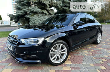 Седан Audi A3 2015 в Одессе