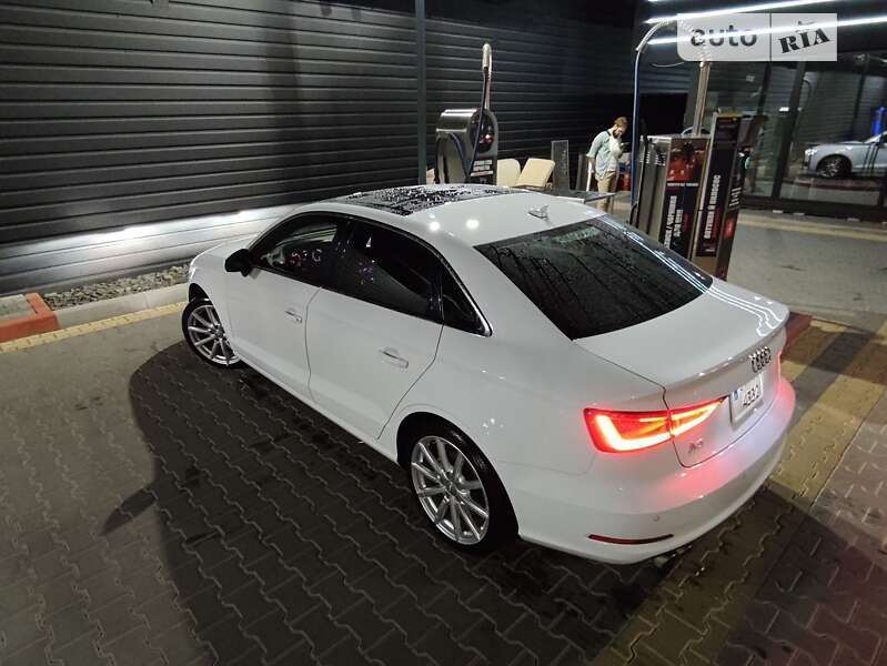 Седан Audi A3 2015 в Белой Церкви