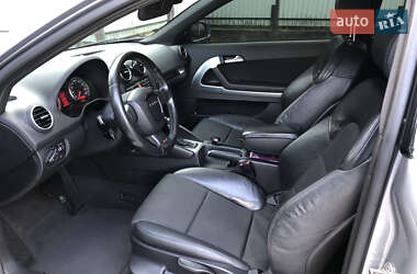 Хетчбек Audi A3 2006 в 