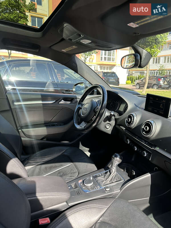 Седан Audi A3 2014 в Киеве