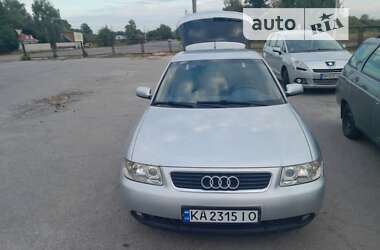 Хэтчбек Audi A3 2002 в Мене