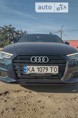 Седан Audi A3 2020 в Киеве