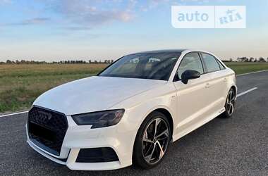 Седан Audi A3 2020 в Львові