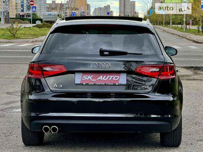 Хэтчбек Audi A3 2016 в Киеве