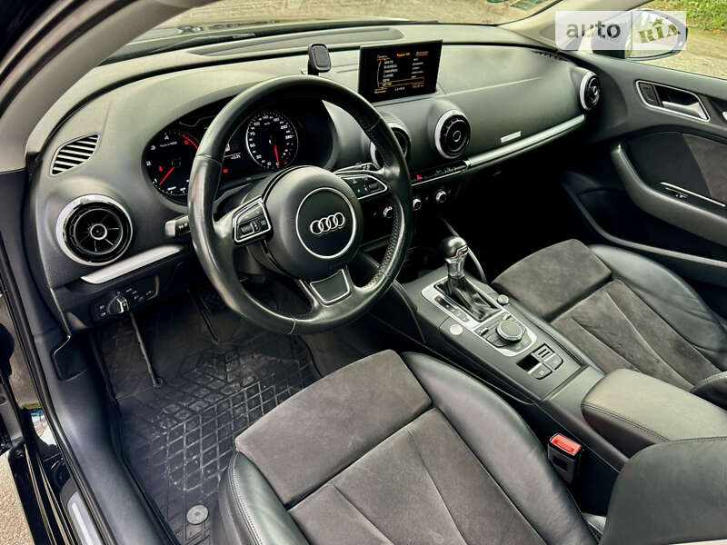 Хэтчбек Audi A3 2016 в Киеве