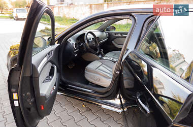 Хэтчбек Audi A3 2017 в 