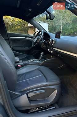 Седан Audi A3 2016 в 