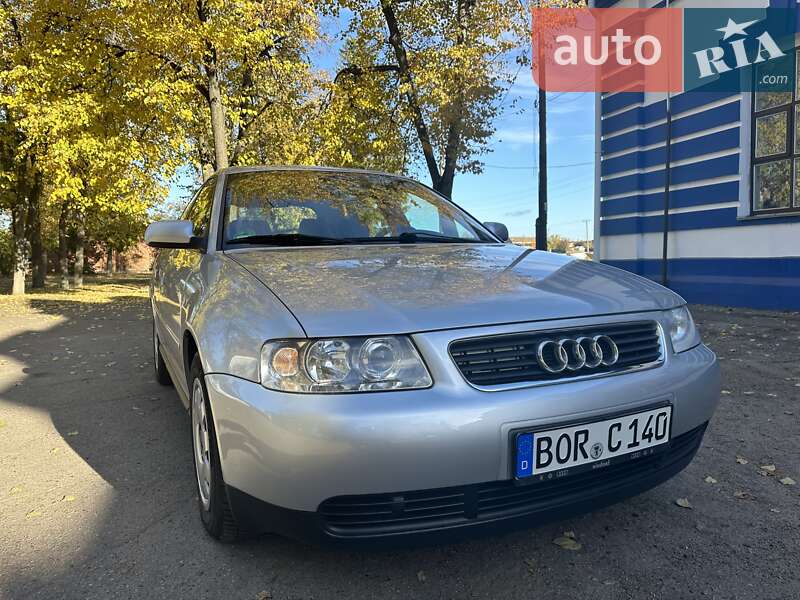 Хетчбек Audi A3 2000 в Лебедині