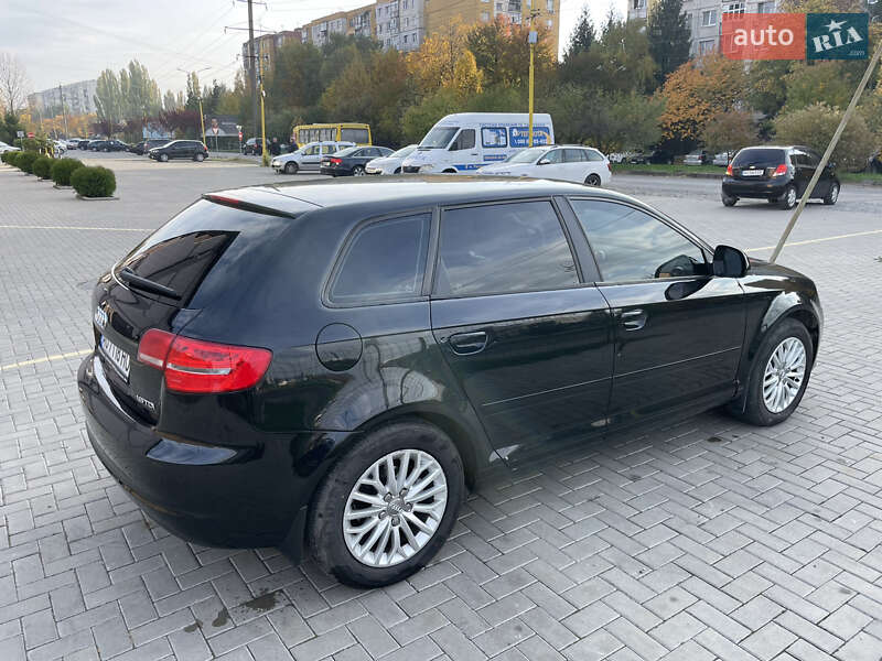 Хэтчбек Audi A3 2009 в Ужгороде