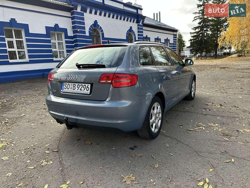 Хэтчбек Audi A3 2009 в Лебедине