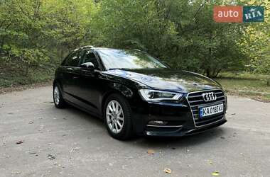 Хэтчбек Audi A3 2016 в Киеве